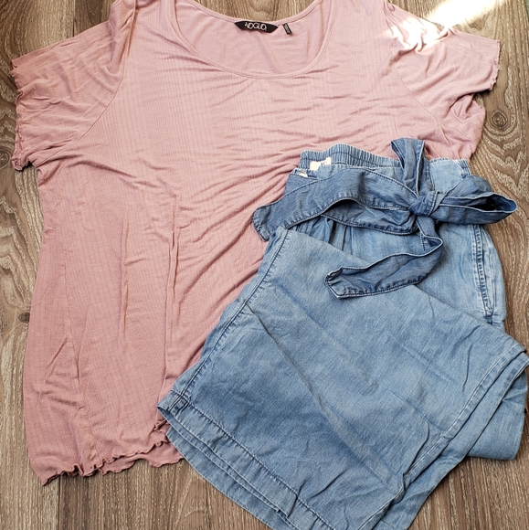 Pants - Picture 4 of 4